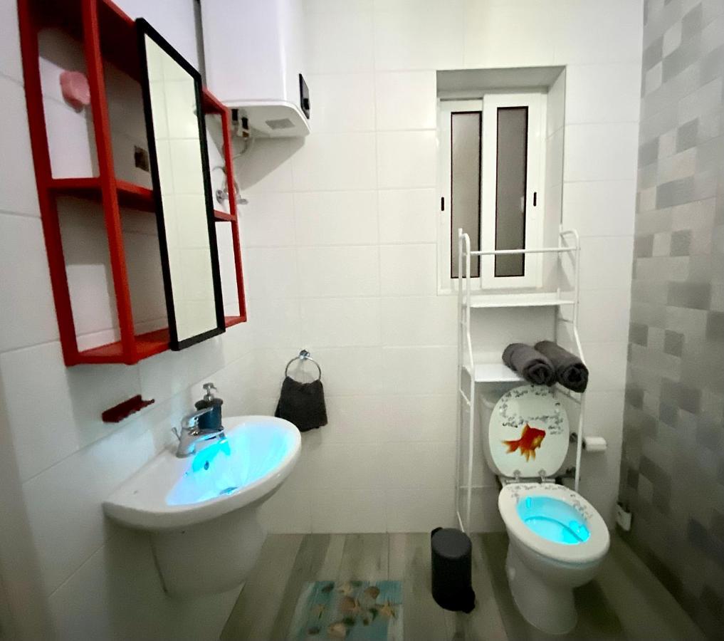 Central Private En-Suite With Balcony In Shared Residence Pietà Esterno foto