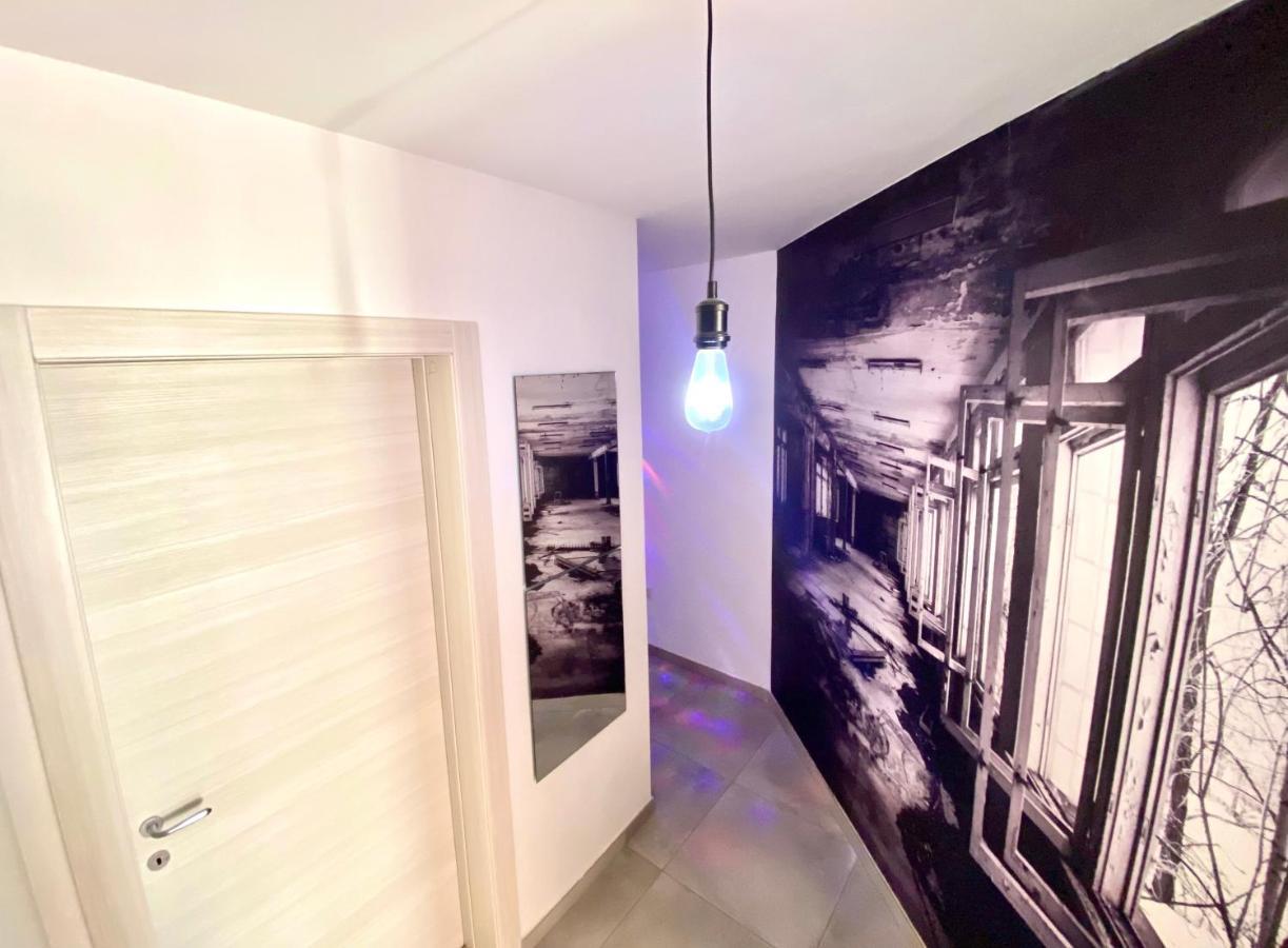 Central Private En-Suite With Balcony In Shared Residence Pietà Esterno foto
